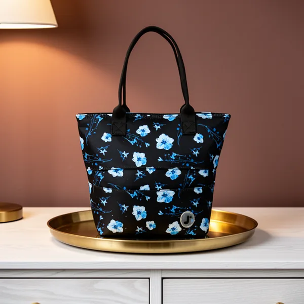 J World Lola Lunch Tote Bag