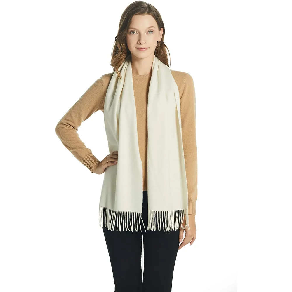 EURKEA 100% cashmere scarf in Ivory, worn