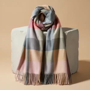 Villand Women's Wool Scarf