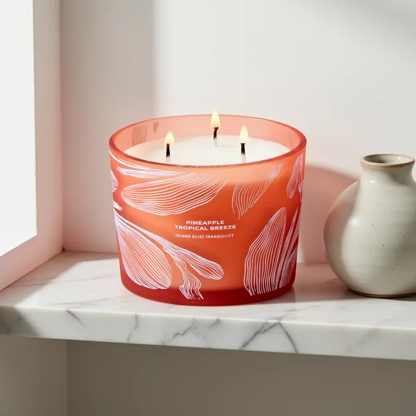 Pineapple Tropical Breeze Scented Candle