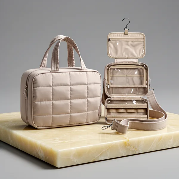 BAGSMART Travel Toiletry Bag, Camel