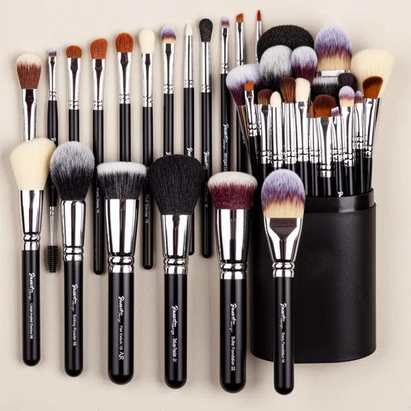 Bueart Design Professional Makeup Brush Set with Holder Case, 19 Pieces