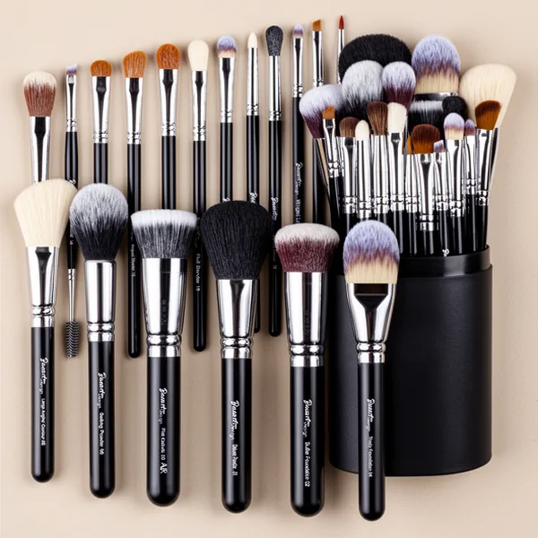 Bueart Design Professional Makeup Brush Set with Holder Case, 19 Pieces